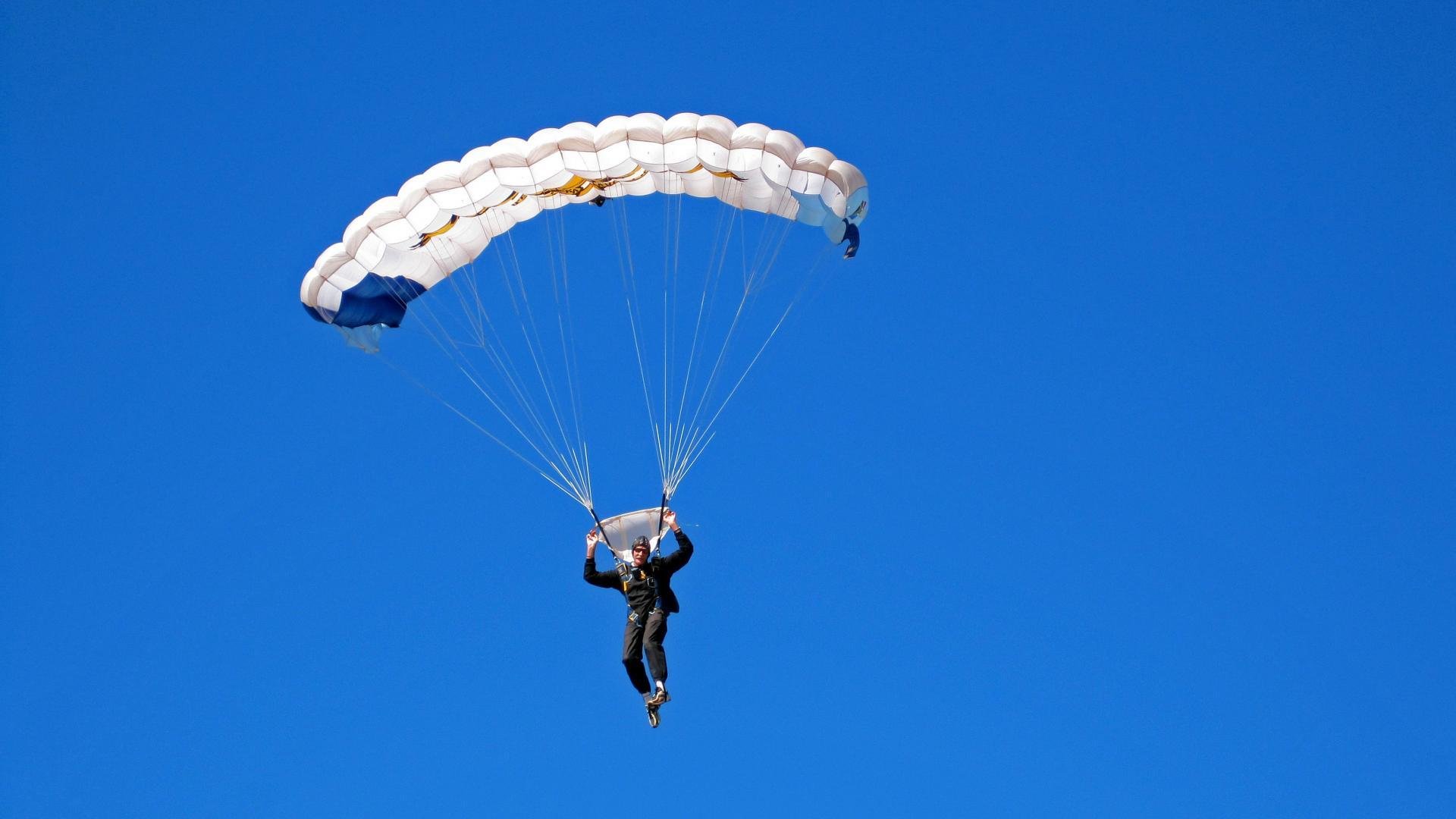 《Valorant独步天下，冠军争夺战高潮迭起》，独步天下晋江文学城